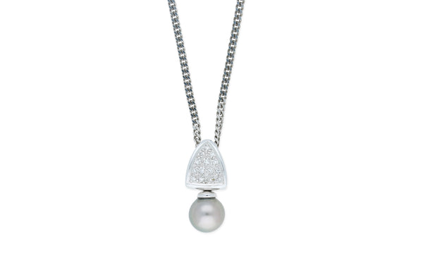 Kette mit Anhänger • 585 Weißgold • Brillanten • Zuchtperle