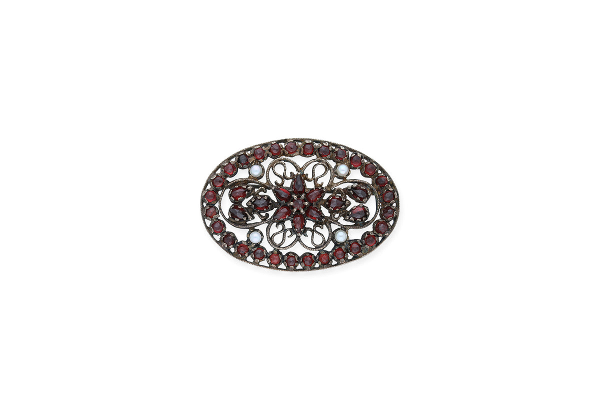 Antike Brosche • 800 Silber • Granat • Saatperlen
