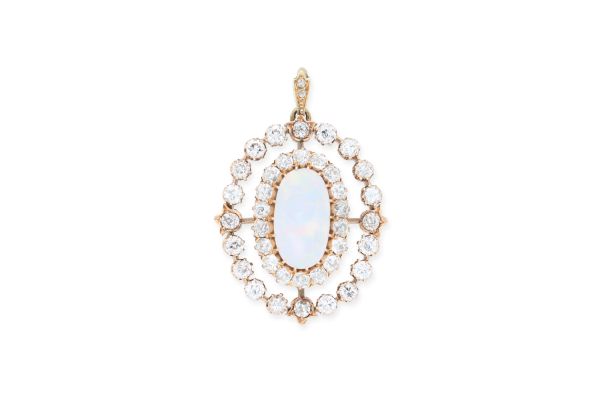 Antiker Anhänger • 585 Roségold • Milchopal • Diamanten