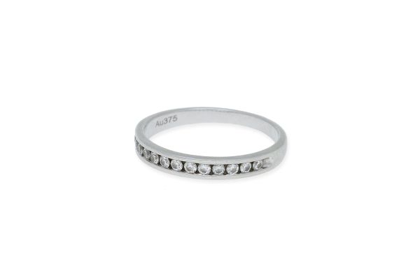 Ring • 333 Weißgold • Diamanten