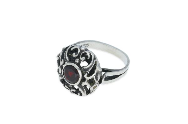 Trachten Ring • 925 Silber • Granat