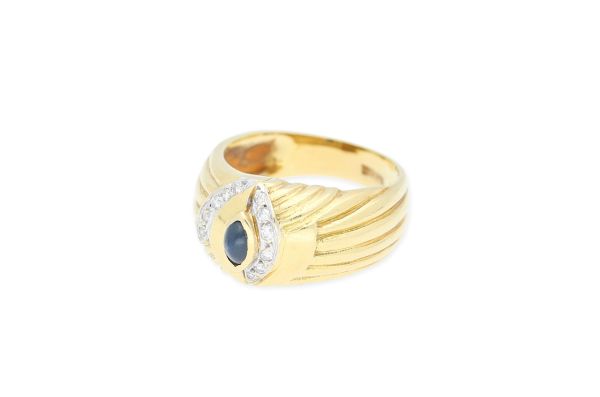 Ring • 750 Gelb- und Weißgold • Saphir • Diamanten