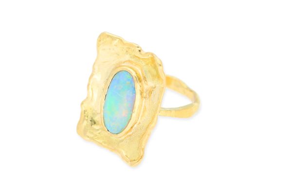 Ring • 750 Gold • Opal