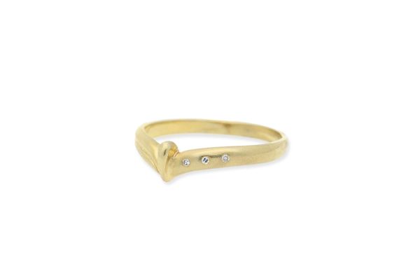 Ring 333 Gold • Diamanten