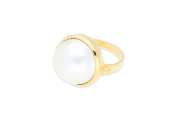 Ring • 750 Gold • Mabe Perle