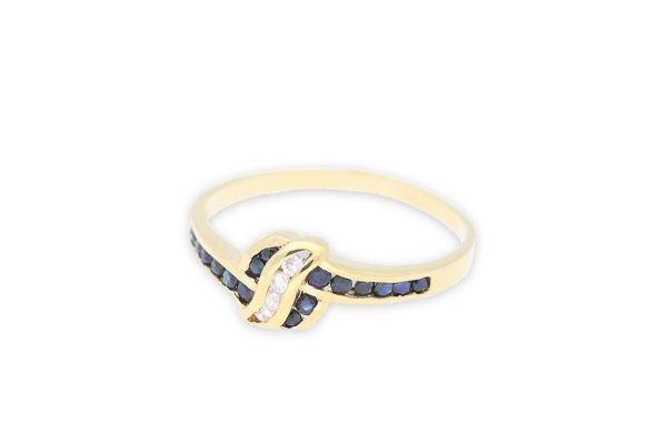 Ring 750 Gelbgold • Brillanten • Saphire